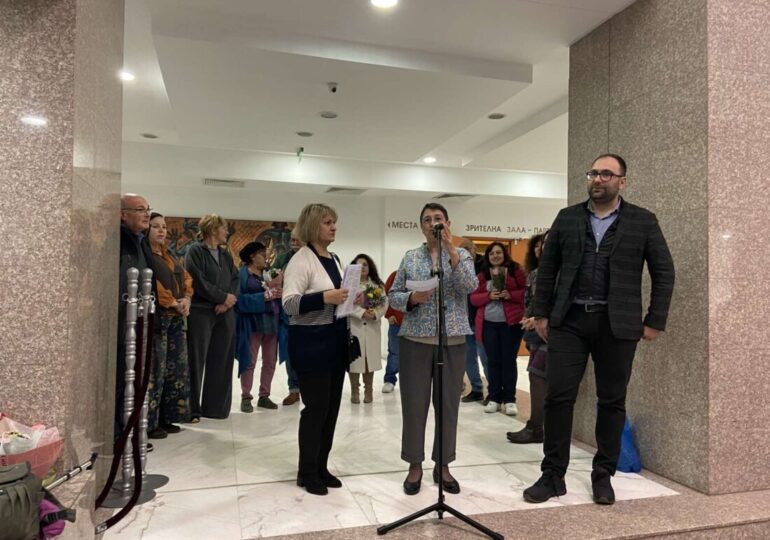 "Занаяти с бъдеще": РЗК – Пловдив откри изложба на децата от Занаятчийското училище