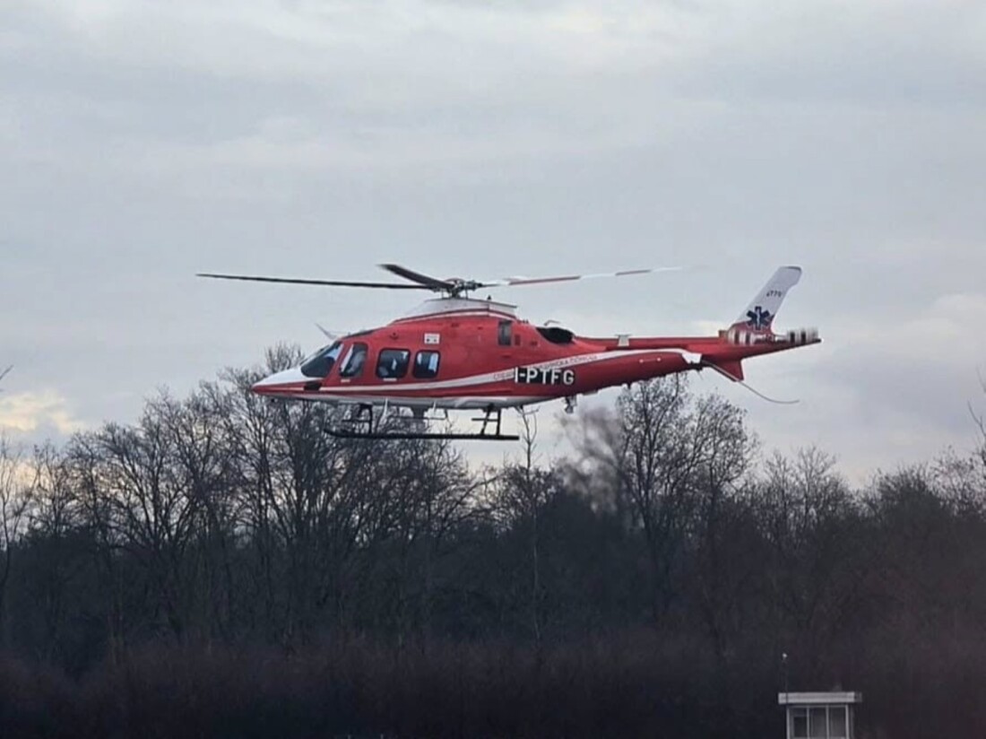 Тестваха петия хеликоптер за спешна медицинска помощ, който ще получи България (ВИДЕО)