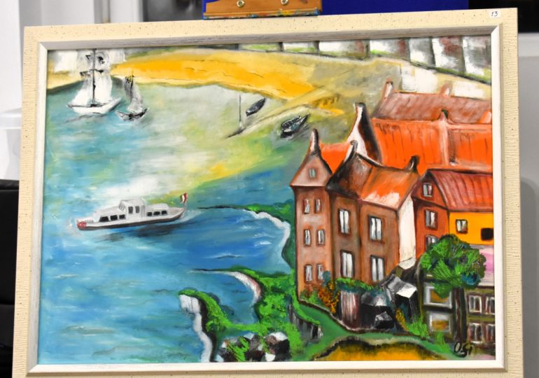 Показват творби на Васил Папазов и Геракси Гераксиев на изложба в Асеновград (ГАЛЕРИЯ) 5 Показват творби на Васил Папазов и Геракси Гераксиев на изложба в Асеновград (ГАЛЕРИЯ)