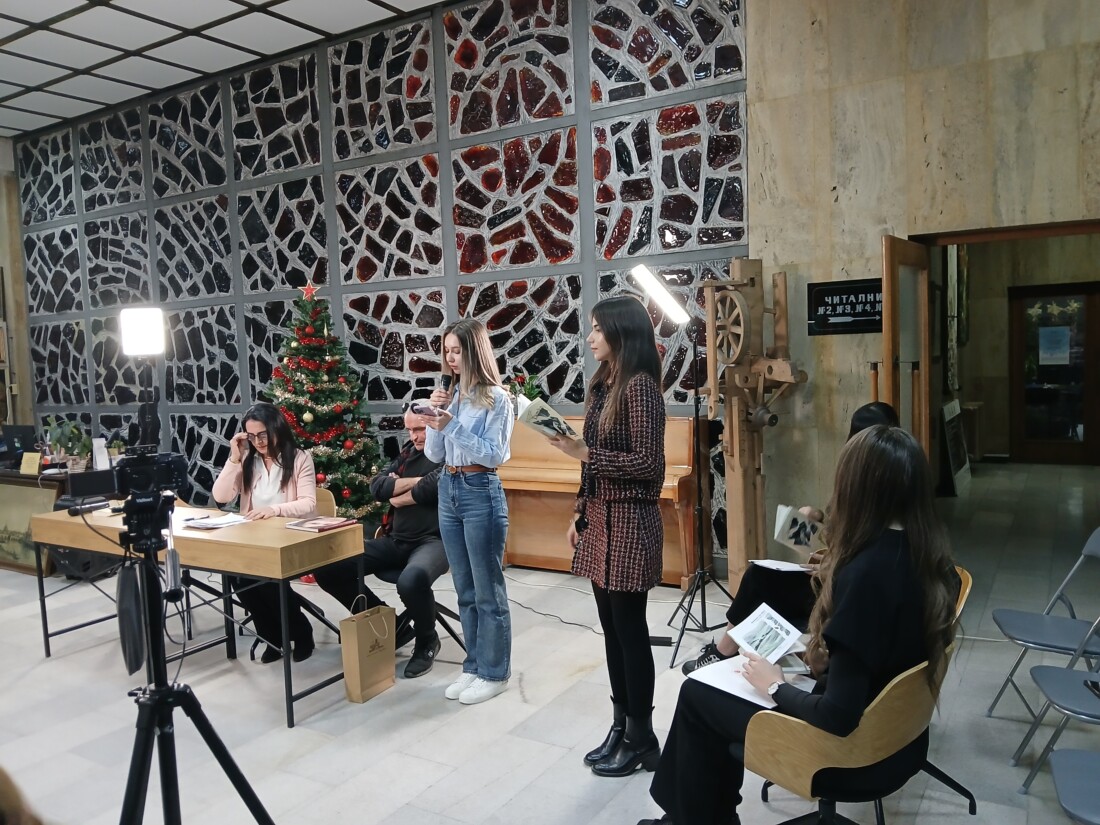 Журналистът, писател и поет Антон Баев представи третата си книга „Татко“, преведена на турски език (СНИМКИ) 4 Журналистът, писател и поет Антон Баев представи третата си книга „Татко“, преведена на турски език (СНИМКИ)