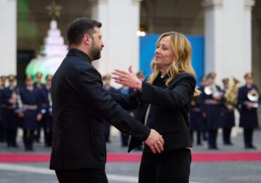 Мелони призовала Зеленски да направи болезнени отстъпки (СНИМКИ)