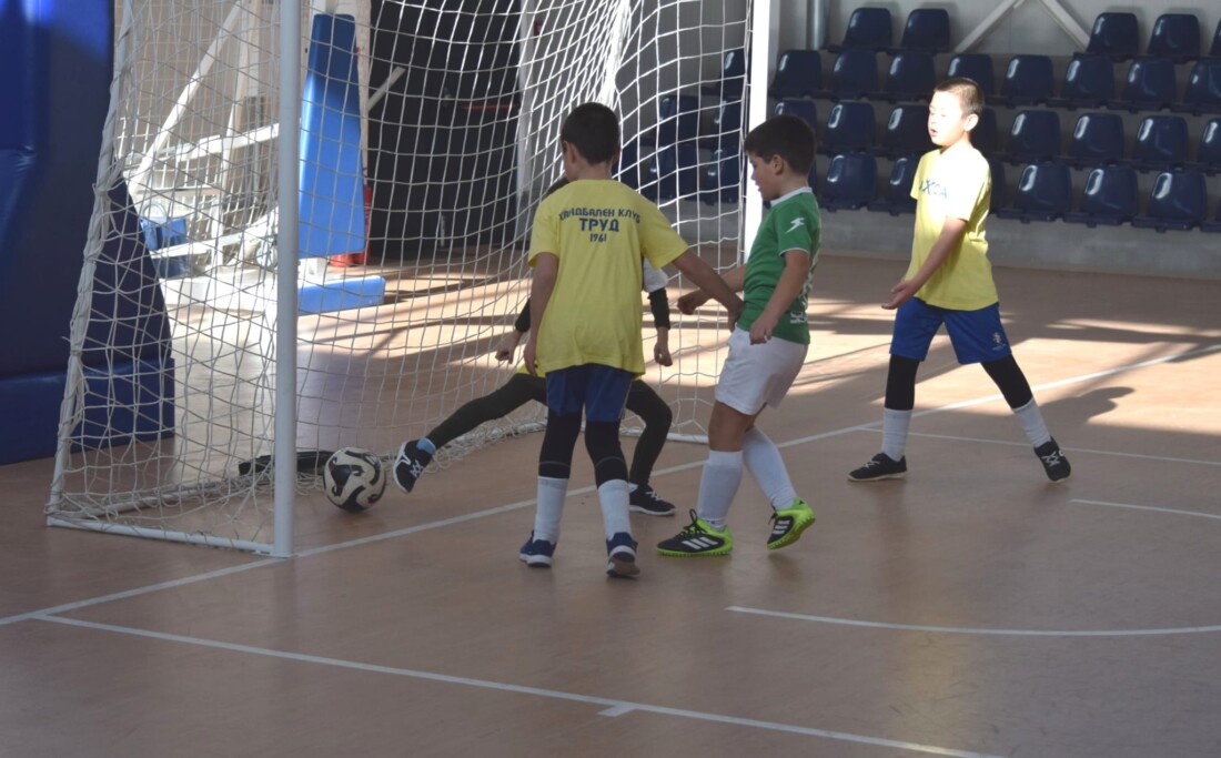 Първолаците от Скутаре триумфираха в турнира в община Марица (СНИМКИ)