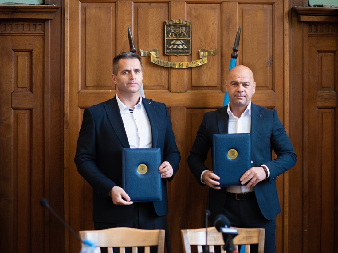 Община Пловдив и тотализаторът подписаха меморандум за стратегическо партньорство в подкрепа на спорта (СНИМКИ)