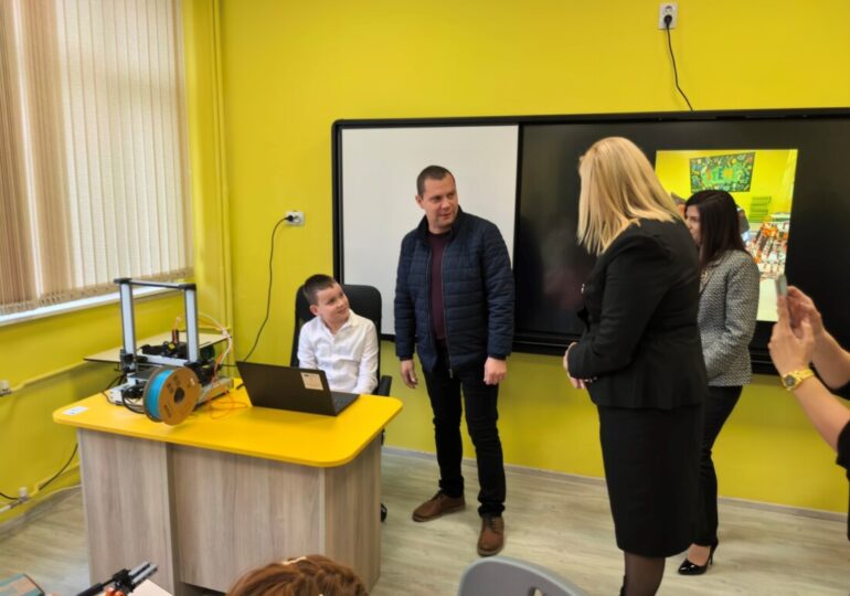 Откриха иновативен STEM център в ОУ „Захари Стоянов“ (СНИМКИ)