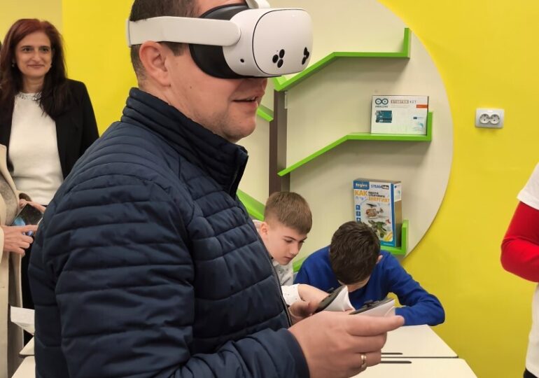 Откриха иновативен STEM център в ОУ „Захари Стоянов“ (СНИМКИ)