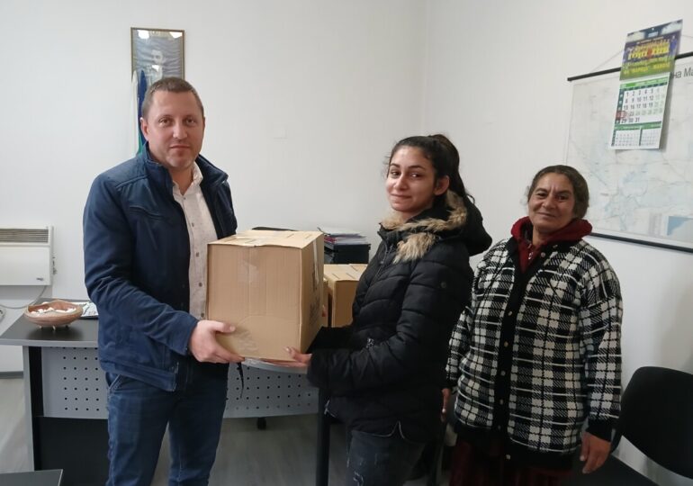 Младежите от Интеракт и Ротаракт с мащабна благотворителна кампания „Купи и дари“ в Община Марица (ГАЛЕРИЯ)