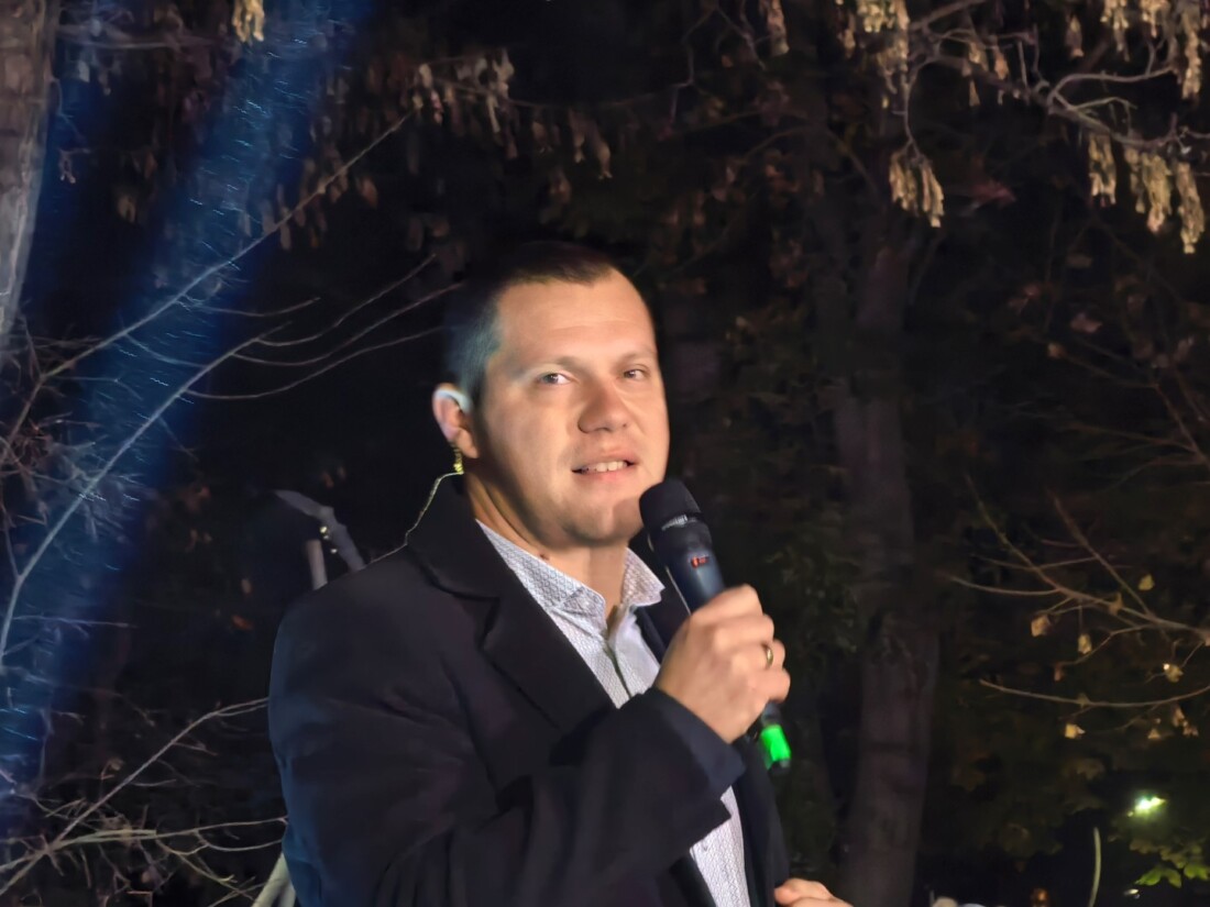 Запалиха тържествено светлините на коледната елха в "Южен" (ВИДЕО и СНИМКИ)