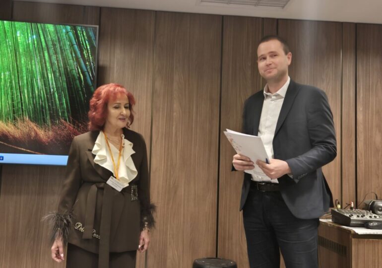 „Щастливо детство“: Конференция „Пътища към щастието на децата“ обедини детски градини от цялата страна (ГАЛЕРИЯ)