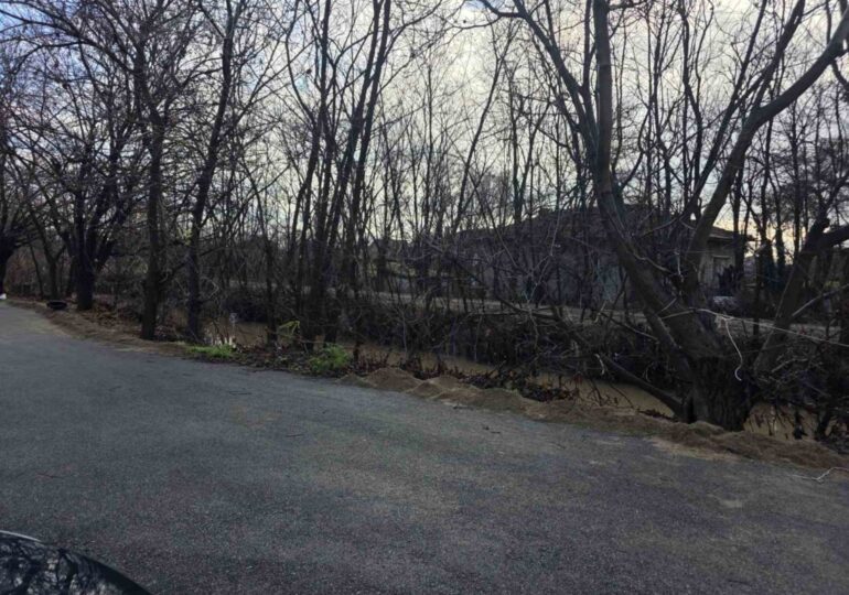 Каква е ситуацията в Гелеменово след проливните дъждове? (СНИМКИ)