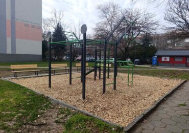 Изградиха два нови фитнеса на открито в „Южен“ (СНИМКИ)