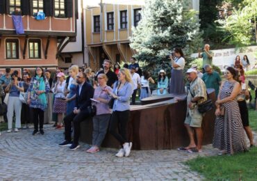 „Огледала на града“ на доц. д-р Генади Гатев ще бъдат фокус на Националните есенни изложби Пловдив 2026