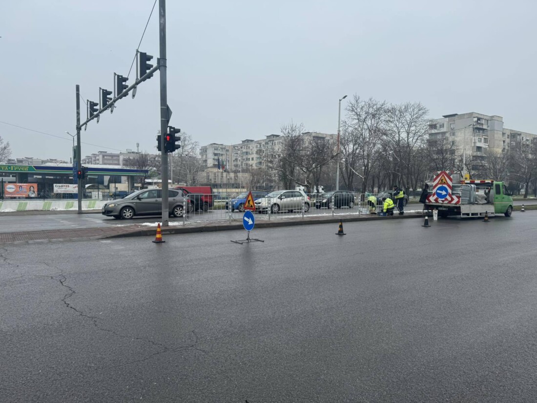 Поставиха заграждения на възлов булевард в Пловдив (СНИМКИ)