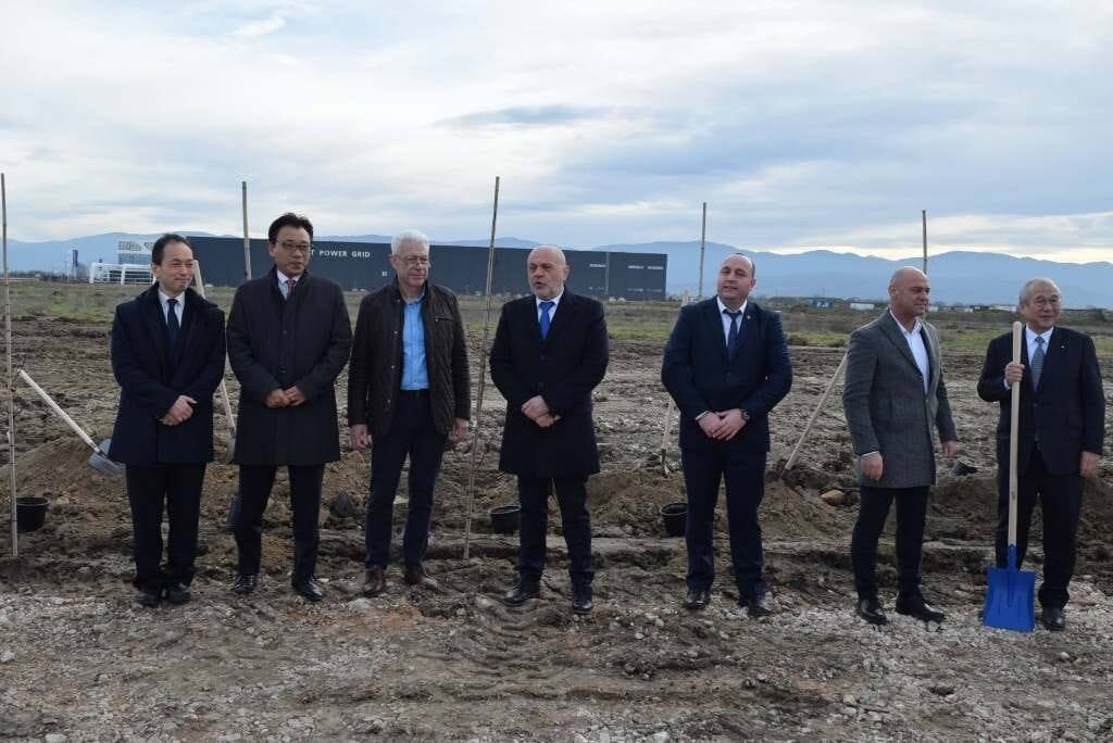 Мащабна инвестиция: Изграждат нов високотехнологичен завод за хартиени продукти край Пловдив