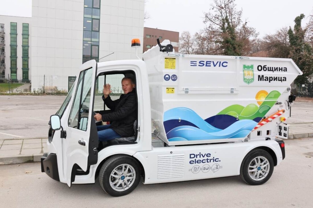 Община Марица ще използва шести електроавтомобил за смето събиране (СНИМКИ) 1 Община Марица ще използва шести електроавтомобил за смето събиране (СНИМКИ)