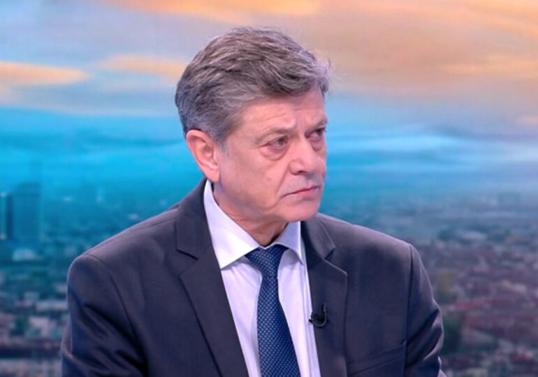 Ген. Константин Попов: Президентът ни е най-нужен, когато сме в криза, Румен Радев направи грешка