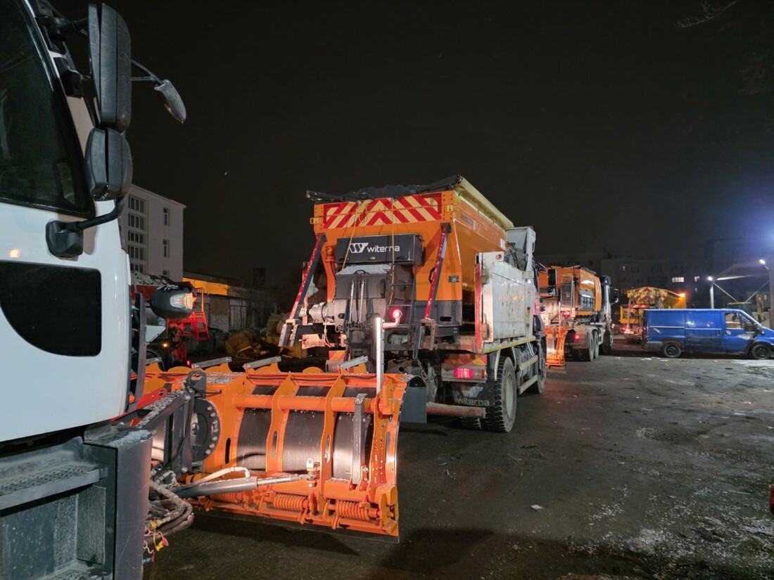 Пътната мрежа в Пловдив е почистена и обработена след снеговалежа 1 Пътната мрежа в Пловдив е почистена и обработена след снеговалежа