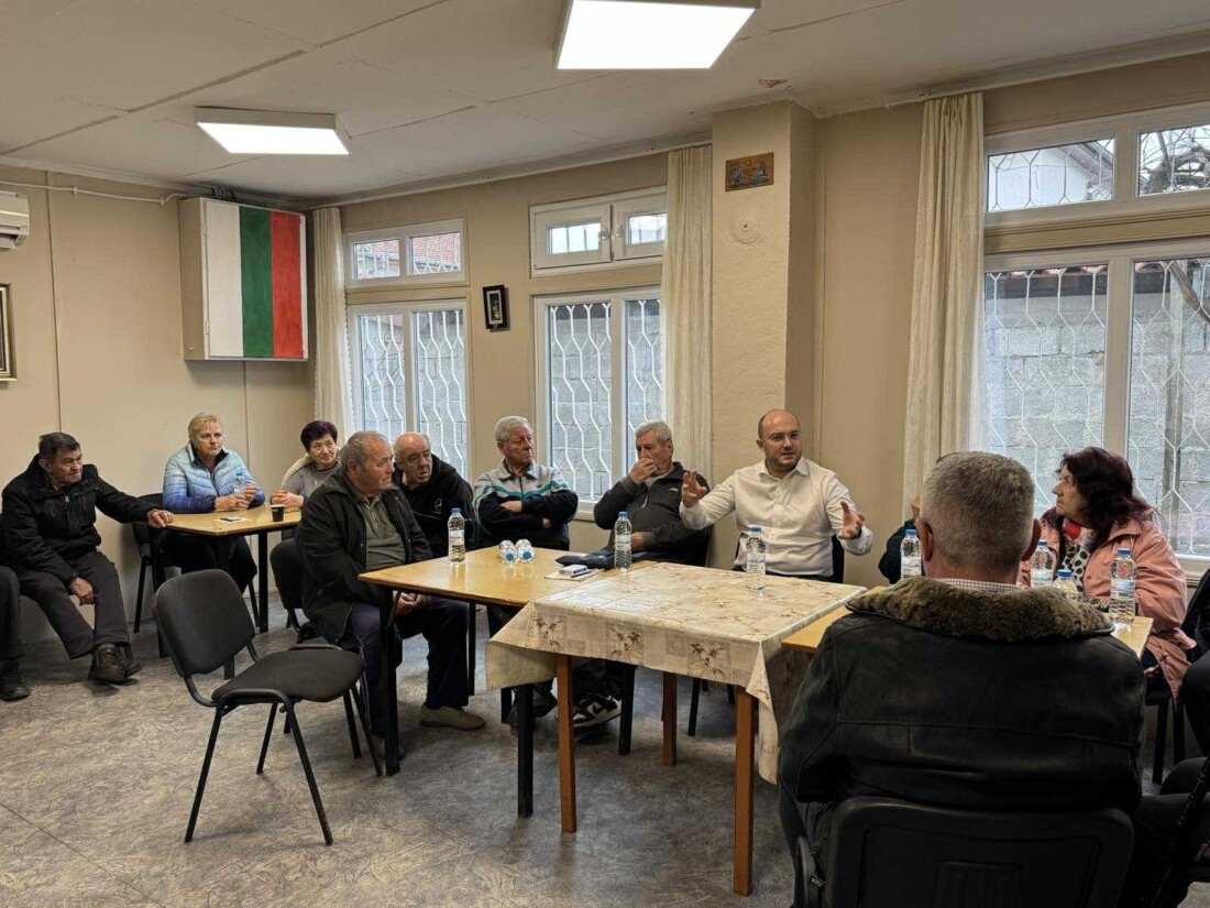 На емоционална среща в Пловдив: Правосъдният министър разказа за работата си в защита на възрастните хора (СНИМКИ)