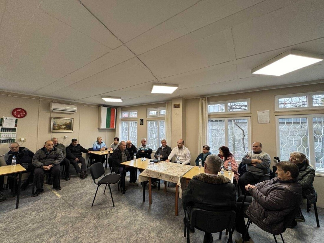 На емоционална среща в Пловдив: Правосъдният министър разказа за работата си в защита на възрастните хора (СНИМКИ)