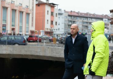 Пускат движението по едно от локалните платна на бул. "Васил Априлов" в Пловдив