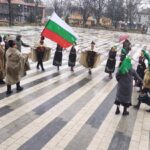 Въпреки снега: Стамболийски отбеляза с много настроение празника на Трифон Зарезан (СНИМКИ) 5 Въпреки снега: Стамболийски отбеляза с много настроение празника на Трифон Зарезан (СНИМКИ)