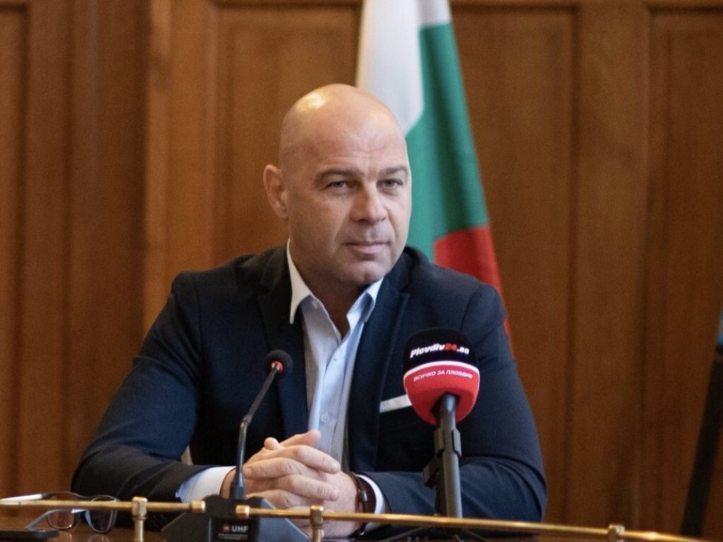 „В това е смисълът“: Кметът Костадин Димитров представи отчет за свършеното през изминалата година