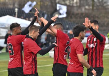 Локомотив Пловдив с важна победа, удари Славия в София (ВИДЕО)