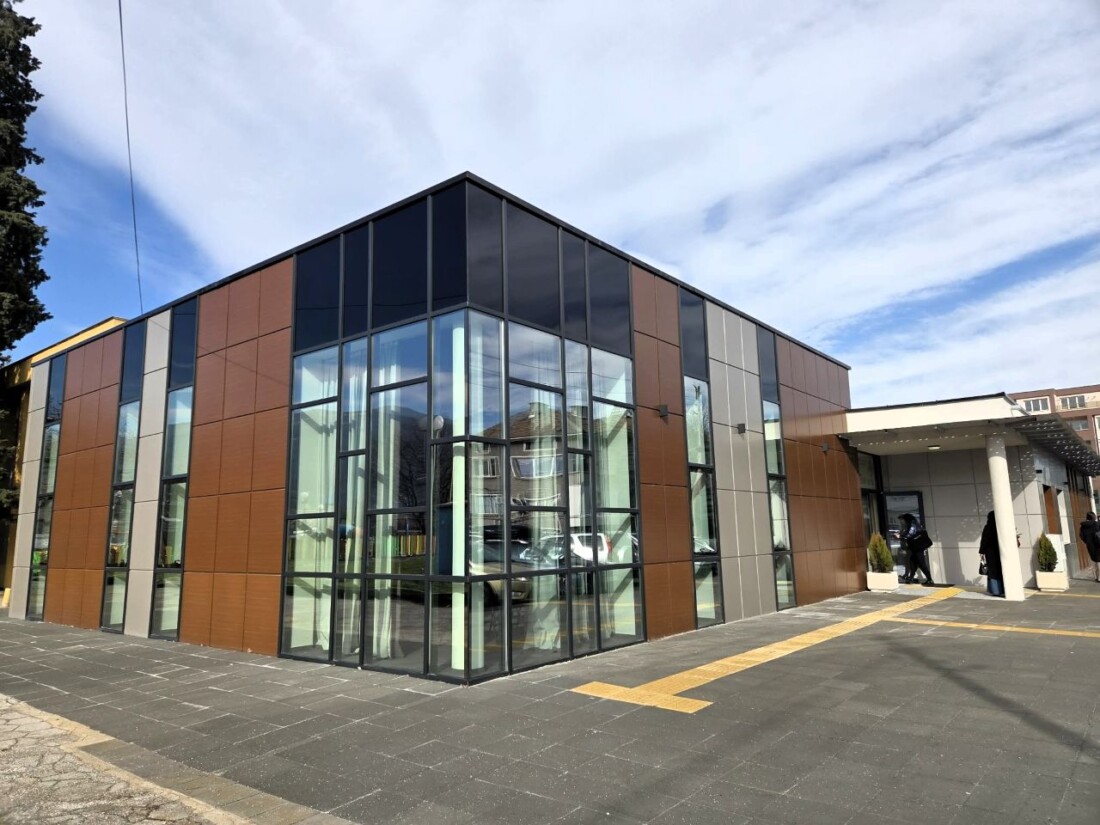 Официално откриха Младежкия център на Асеновград (СНИМКИ)