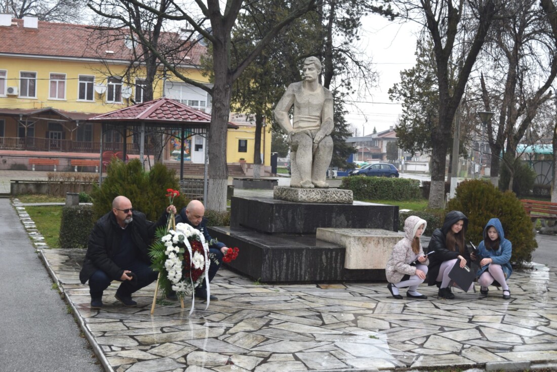 Царацово отбеляза 125 години от смъртта на дядо Иван Арабаджията (СНИМКИ)