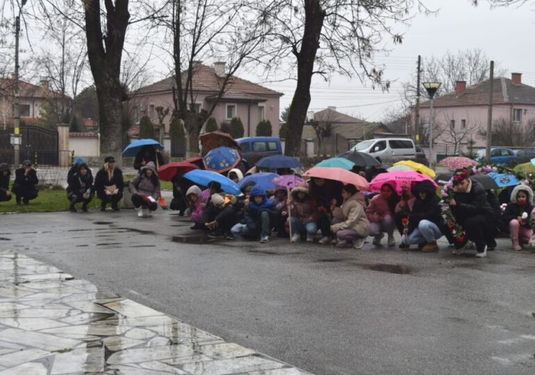 Царацово отбеляза 125 години от смъртта на дядо Иван Арабаджията (СНИМКИ)