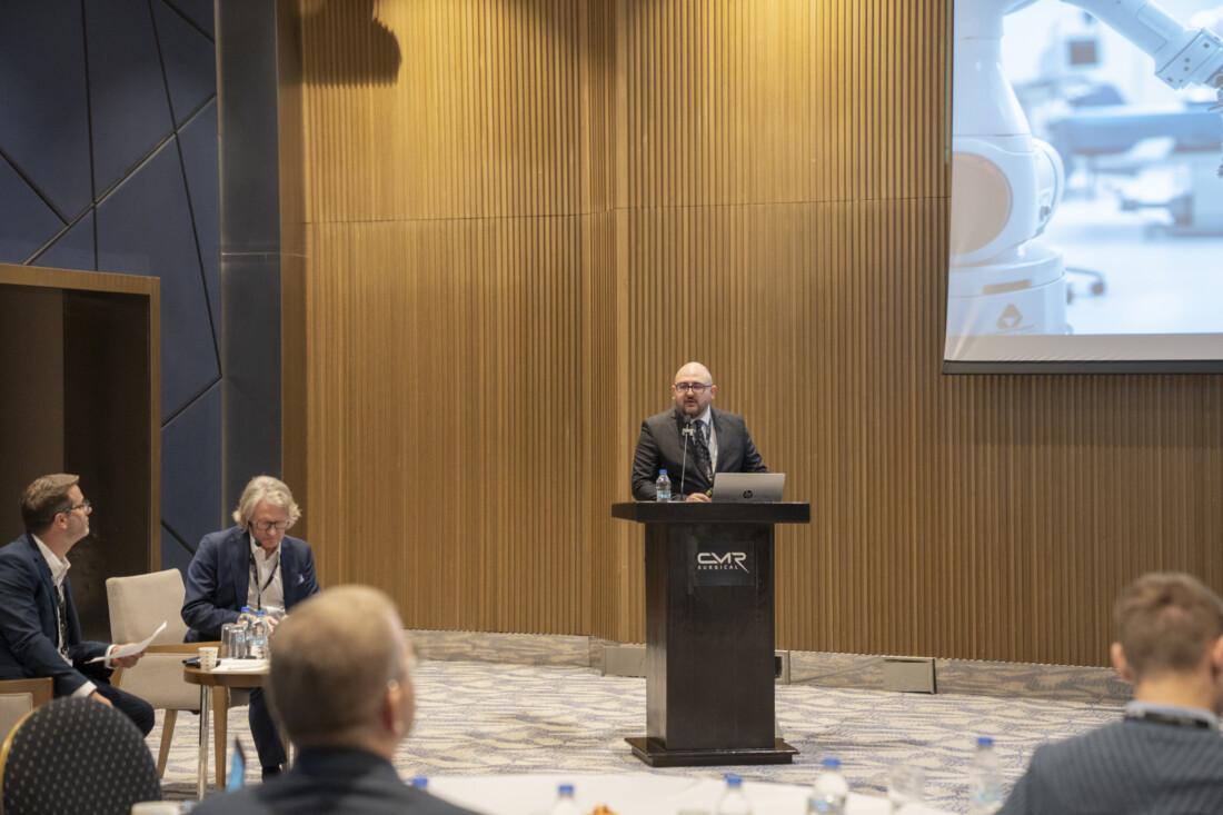 Водещата роля на УМБАЛ „Свети Георги“ в робот-асистираната хирургия получи международно признание