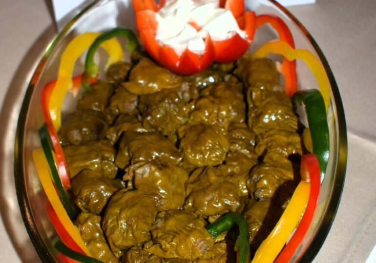 Вижте кой сготви най-вкусните станимашки сармички в Асеновград (СНИМКИ)