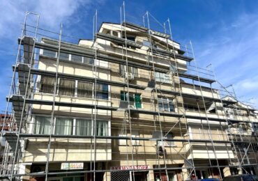 Продължава санирането в Пловдив: Ремонтните дейности в блок № 171 в "Тракия" напредват по график (СНИМКИ)