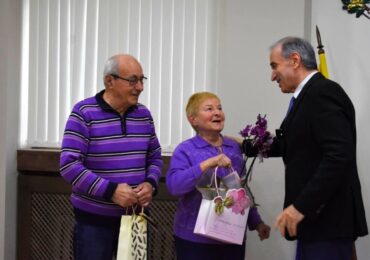 Семейство от Асеновград отпразнува своята „Златна сватба“ (СНИМКИ)