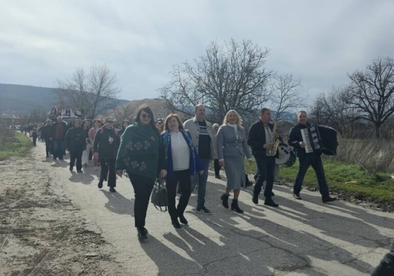 Столицата на виното Брестовица отбеляза Трифон Зарезан (ГАЛЕРИЯ) 22 Столицата на виното Брестовица отбеляза Трифон Зарезан (ГАЛЕРИЯ)