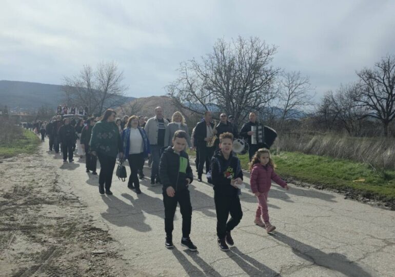 Столицата на виното Брестовица отбеляза Трифон Зарезан (ГАЛЕРИЯ) 23 Столицата на виното Брестовица отбеляза Трифон Зарезан (ГАЛЕРИЯ)