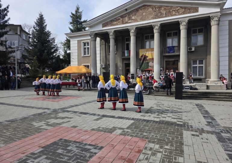 Столицата на виното Брестовица отбеляза Трифон Зарезан (ГАЛЕРИЯ) 26 Столицата на виното Брестовица отбеляза Трифон Зарезан (ГАЛЕРИЯ)