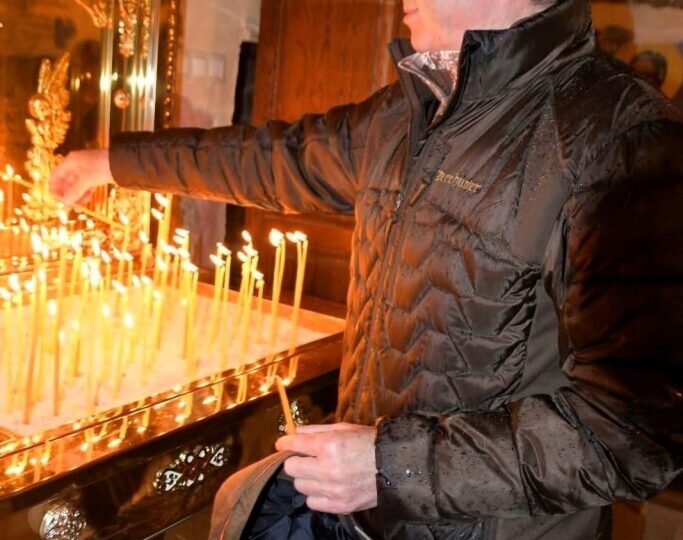 С поход до Мулдавския манастир: Асеновград се поклони пред паметта на Васил Левски (СНИМКИ)