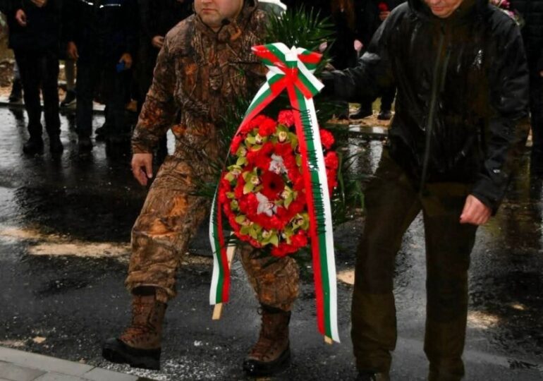 С поход до Мулдавския манастир: Асеновград се поклони пред паметта на Васил Левски (СНИМКИ)