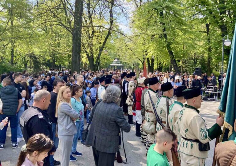 Пловдив извървя пътя на паметта с шествие, възстановки и лекции за 150-годишнината от Априлското въстание (ГАЛЕРИЯ) 12 Пловдив извървя пътя на паметта с шествие, възстановки и лекции за 150-годишнината от Априлското въстание (ГАЛЕРИЯ)
