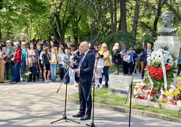 Пловдив извървя пътя на паметта с шествие, възстановки и лекции за 150-годишнината от Априлското въстание (ГАЛЕРИЯ) 13 Пловдив извървя пътя на паметта с шествие, възстановки и лекции за 150-годишнината от Априлското въстание (ГАЛЕРИЯ)