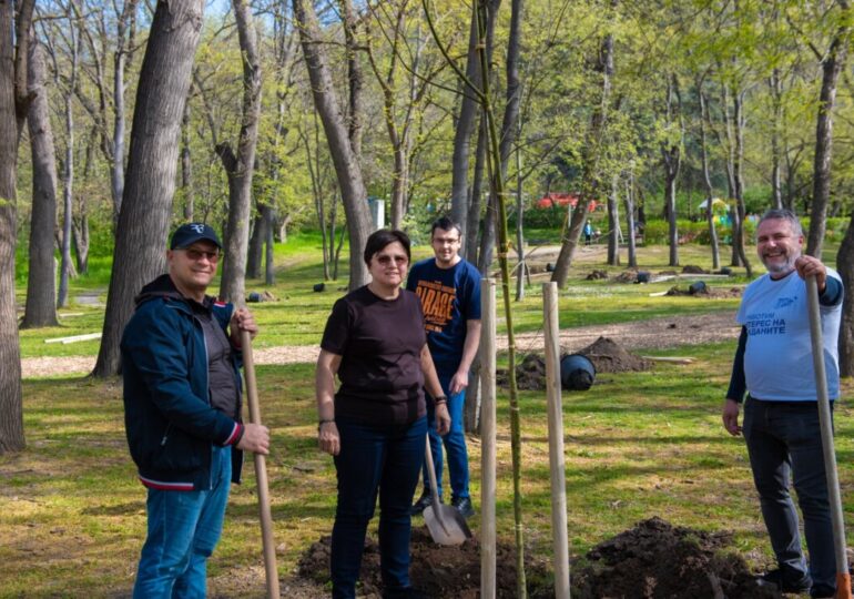 Със залесителна инициатива на Младежкия хълм: ГЕРБ закри предизборната кампания в Пловдив (ГАЛЕРИЯ)