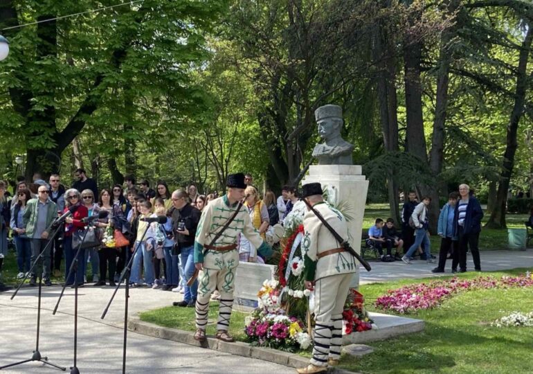 Пловдив извървя пътя на паметта с шествие, възстановки и лекции за 150-годишнината от Априлското въстание (ГАЛЕРИЯ) 20 Пловдив извървя пътя на паметта с шествие, възстановки и лекции за 150-годишнината от Априлското въстание (ГАЛЕРИЯ)
