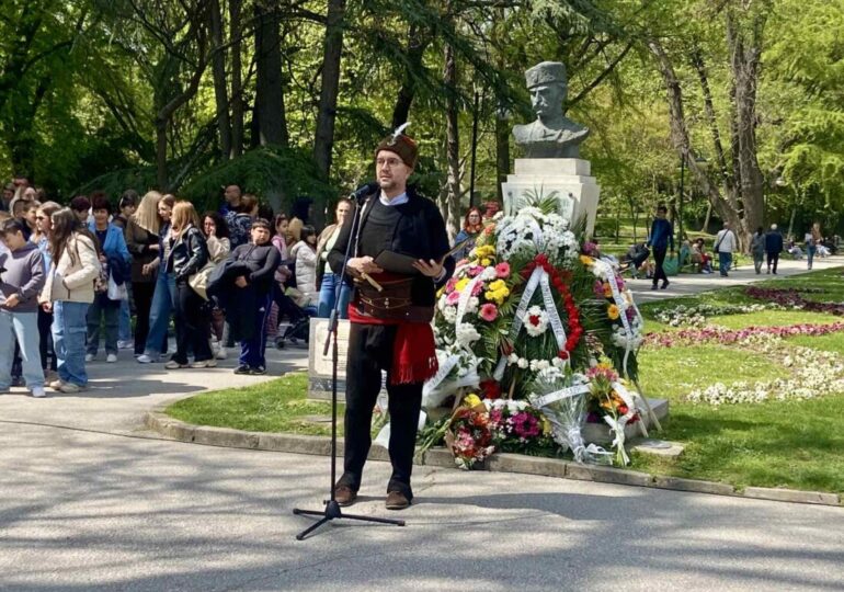 Пловдив извървя пътя на паметта с шествие, възстановки и лекции за 150-годишнината от Априлското въстание (ГАЛЕРИЯ) 23 Пловдив извървя пътя на паметта с шествие, възстановки и лекции за 150-годишнината от Априлското въстание (ГАЛЕРИЯ)
