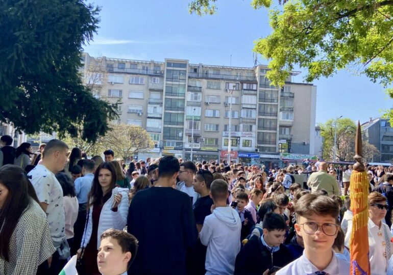 Пловдив извървя пътя на паметта с шествие, възстановки и лекции за 150-годишнината от Априлското въстание (ГАЛЕРИЯ) 4 Пловдив извървя пътя на паметта с шествие, възстановки и лекции за 150-годишнината от Априлското въстание (ГАЛЕРИЯ)