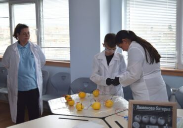 Училището в Маноле влезе в бъдещето с модерен шестстаен STEM център (СНИМКИ)