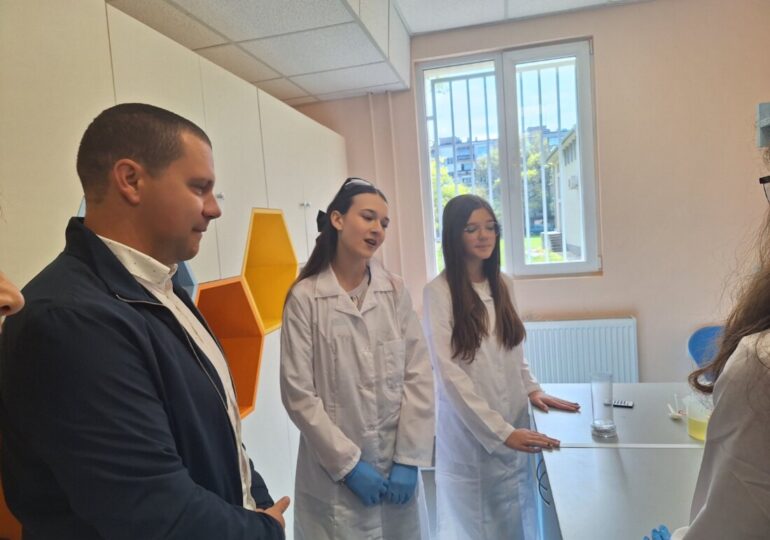 STEM център отвори врати в ОУ „Стоян Михайловски“ (ГАЛЕРИЯ) 9 STEM център отвори врати в ОУ „Стоян Михайловски“ (ГАЛЕРИЯ)