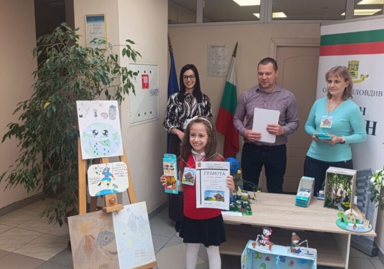 С конкурс в район "Южен" отбелязаха Деня на Земята (СНИМКИ)