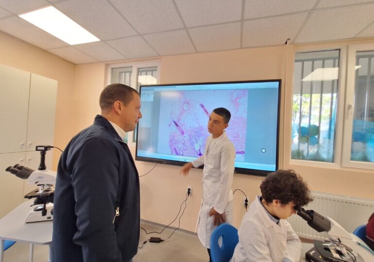 STEM център отвори врати в ОУ „Стоян Михайловски“ (ГАЛЕРИЯ) 8 STEM център отвори врати в ОУ „Стоян Михайловски“ (ГАЛЕРИЯ)