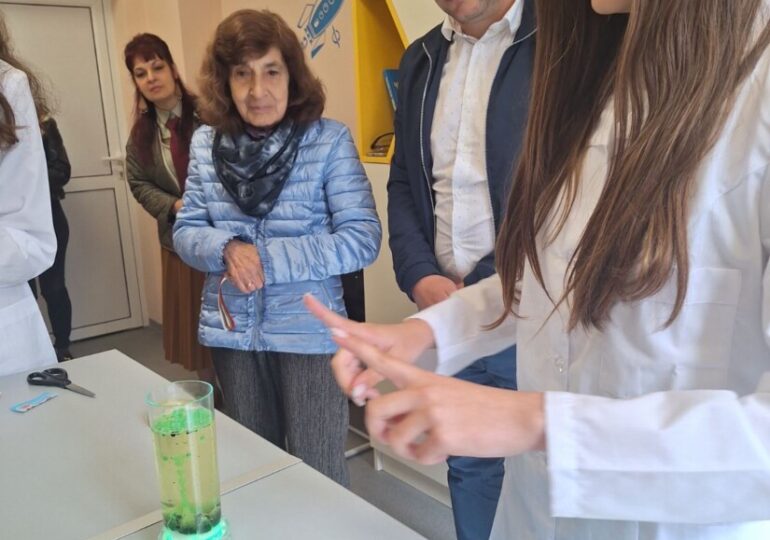 STEM център отвори врати в ОУ „Стоян Михайловски“ (ГАЛЕРИЯ) 11 STEM център отвори врати в ОУ „Стоян Михайловски“ (ГАЛЕРИЯ)