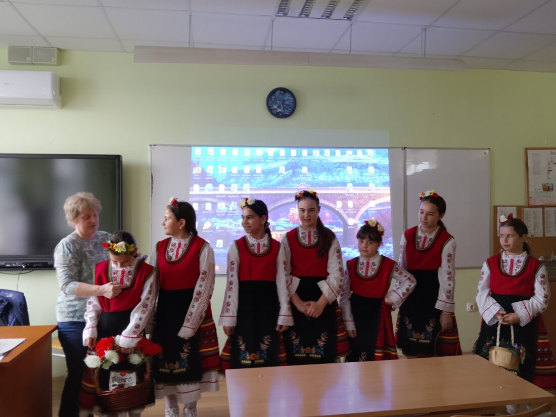 Децата на Община Марица сътвориха празнична украса и дух в навечерието на Възкресение Христово (СНИМКИ) 6 Децата на Община Марица сътвориха празнична украса и дух в навечерието на Възкресение Христово (СНИМКИ)